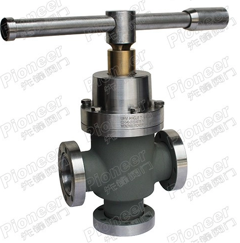 A quale pressione si apre la valvola a vuoto?